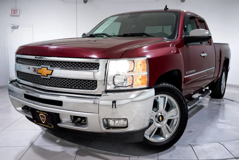 2013 Chevrolet Silverado 1500 LT photo 1