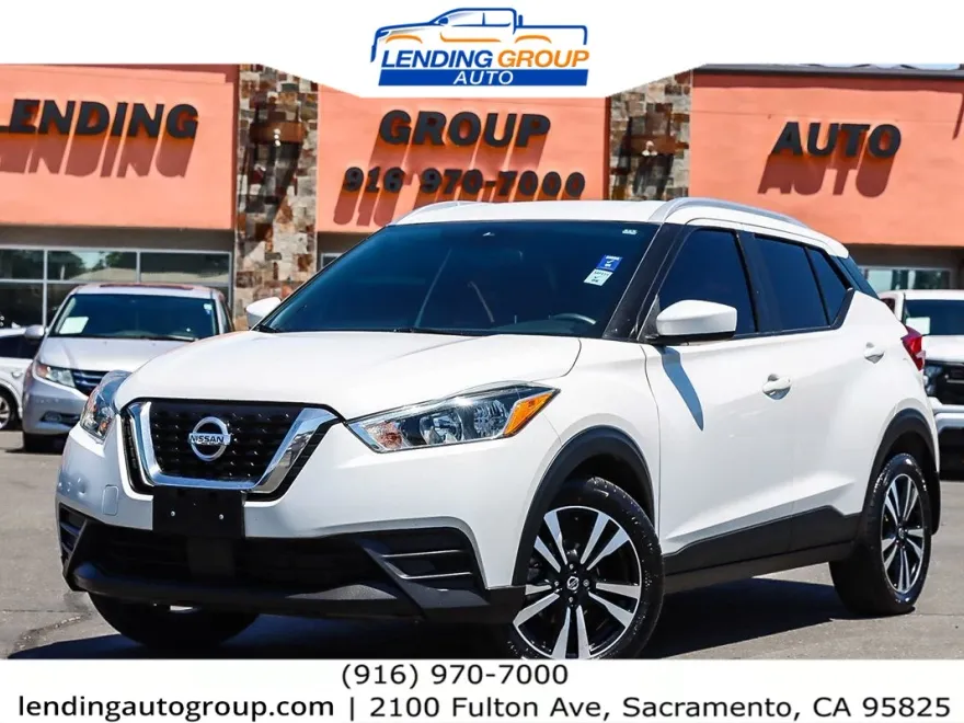 2020 Nissan Kicks SV photo 1