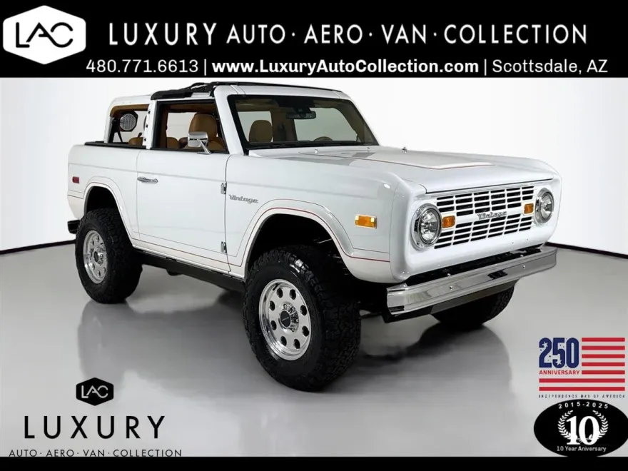 2025 Ford Bronco Badlands photo 1