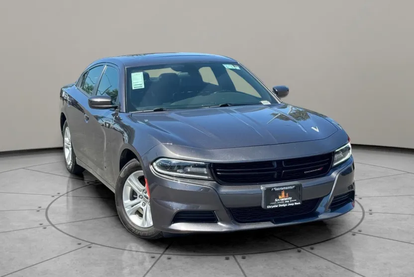 2021 Dodge Charger SXT photo 1