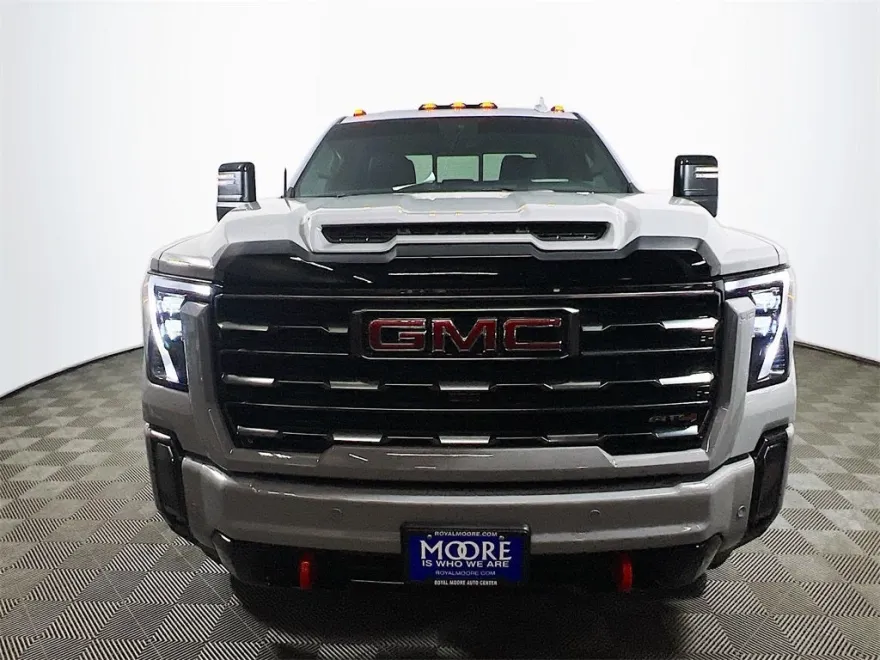 2024 Gmc Sierra HD AT4 photo 1