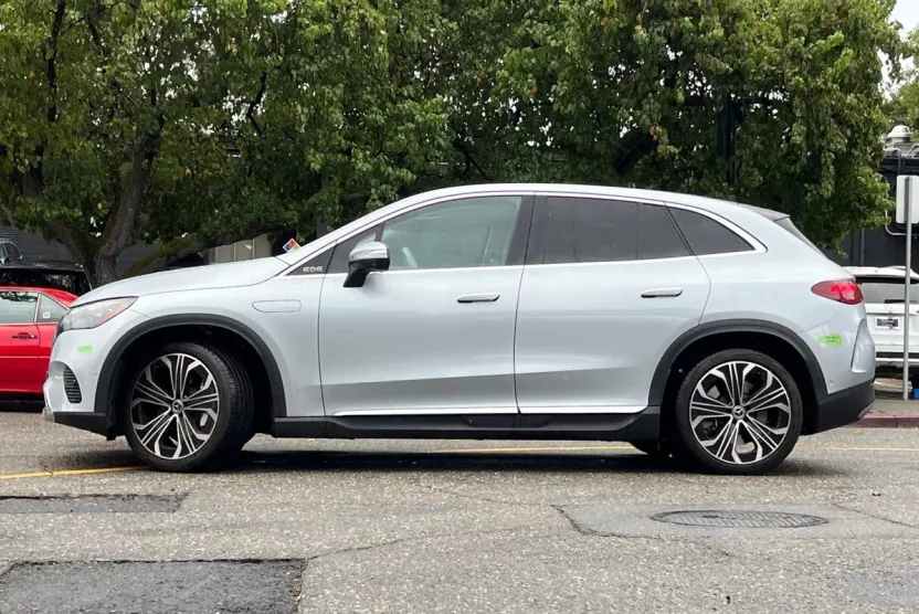 2023 Mercedes Benz EQE SUV 350 4MATIC photo 1