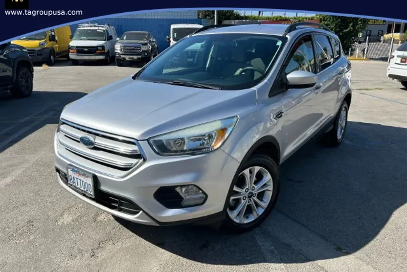 2018 Ford Escape SE photo 1