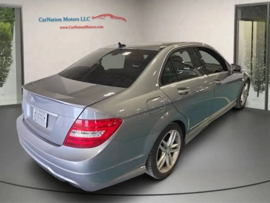 2013 Mercedes Benz C 250 Sport photo 1