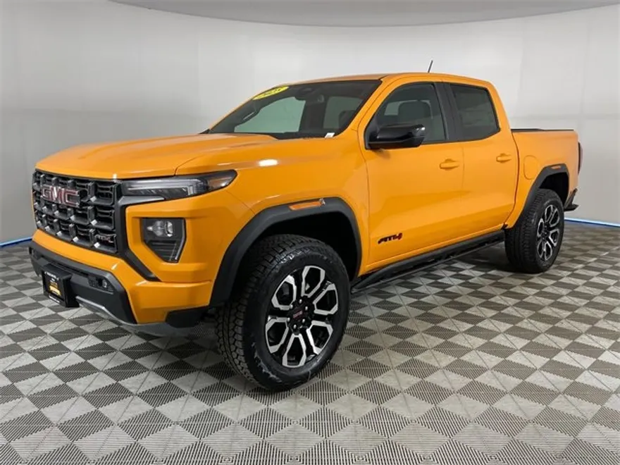 2025 Gmc Canyon AT4 photo 1