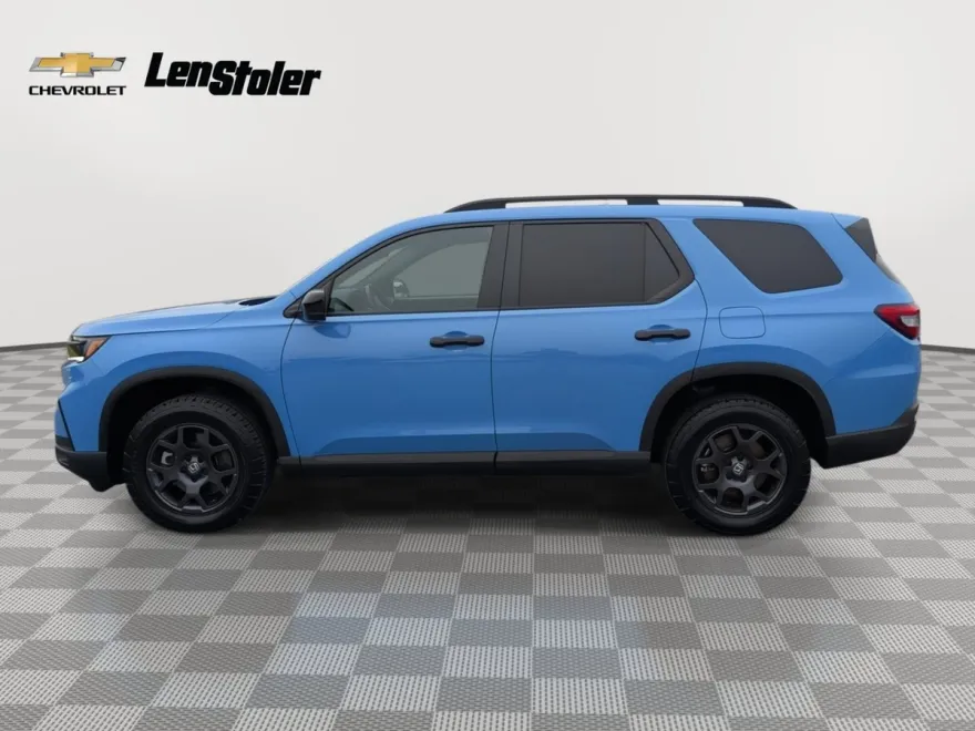 2025 Honda Pilot TrailSport photo 1