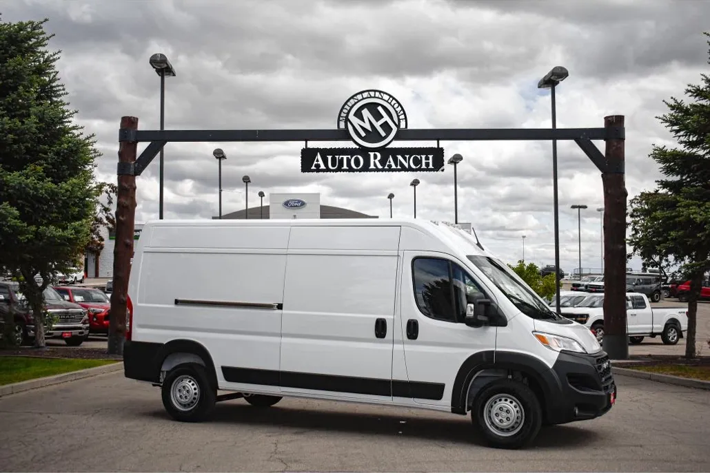 2025 Ram ProMaster 2500 photo 1