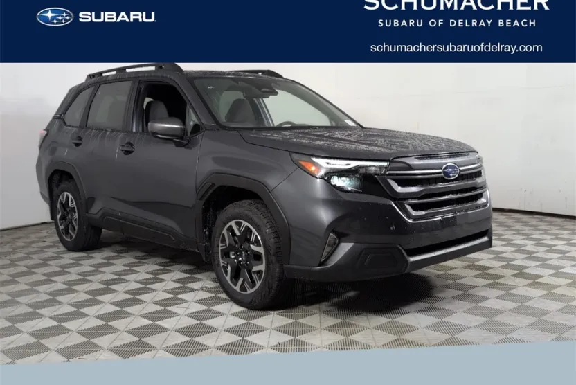 2025 Subaru Forester Premium photo 1