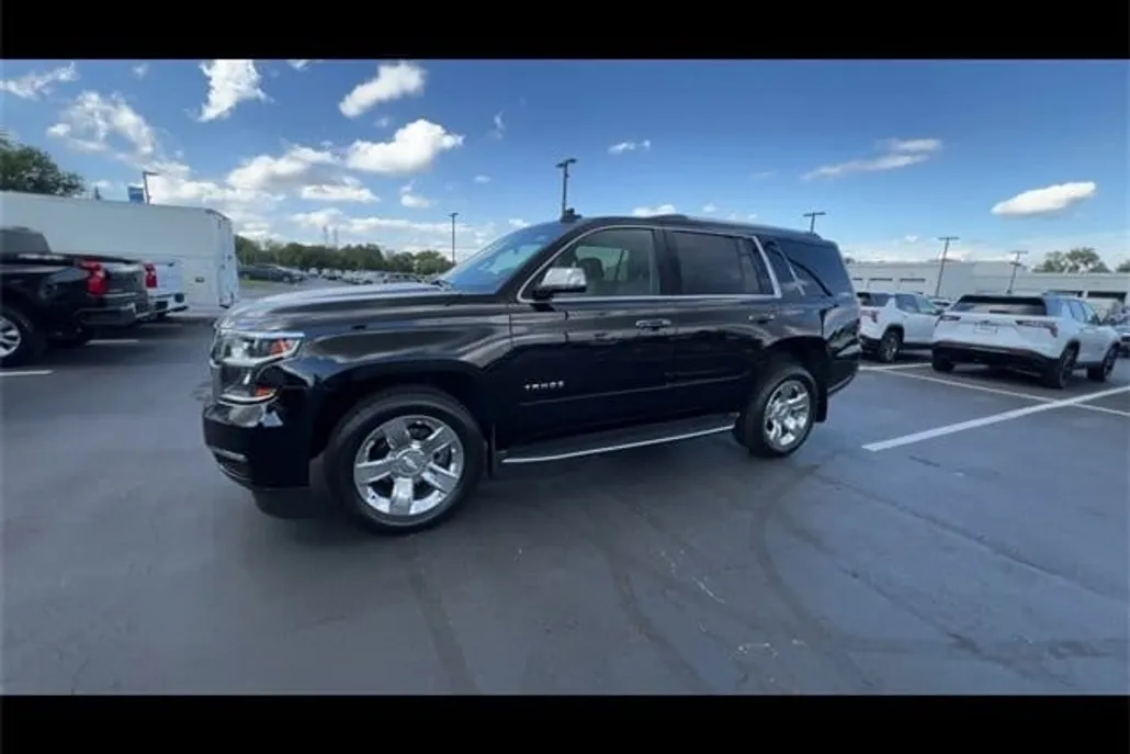 2017 Chevrolet Tahoe Premier photo 1