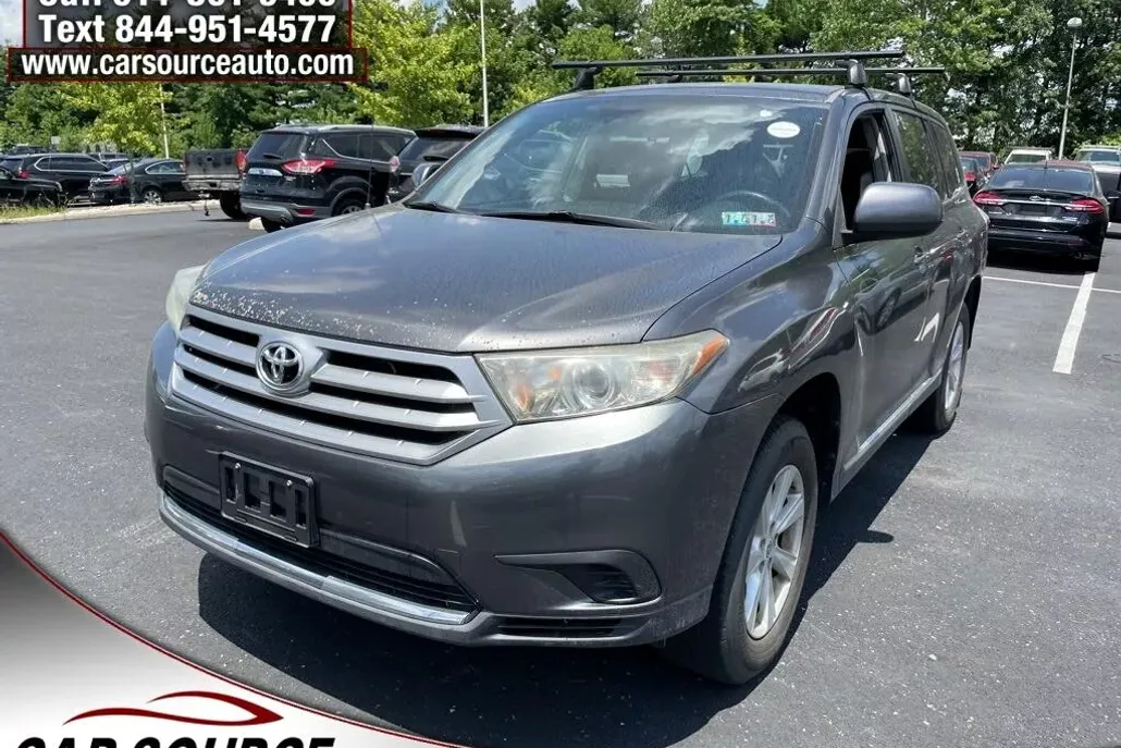 2012 Toyota Highlander Base photo 1
