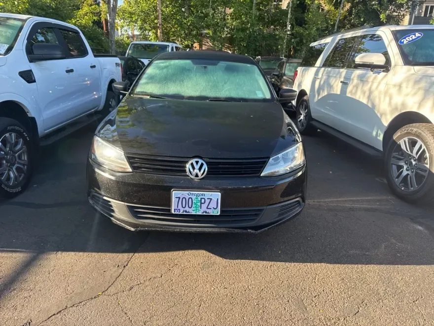 2012 Volkswagen Jetta 2.0 S photo 1