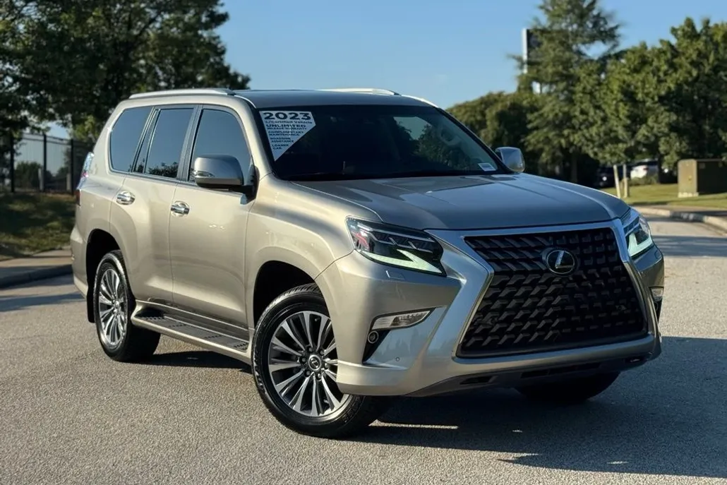 2023 Lexus GX 460 Luxury photo 1