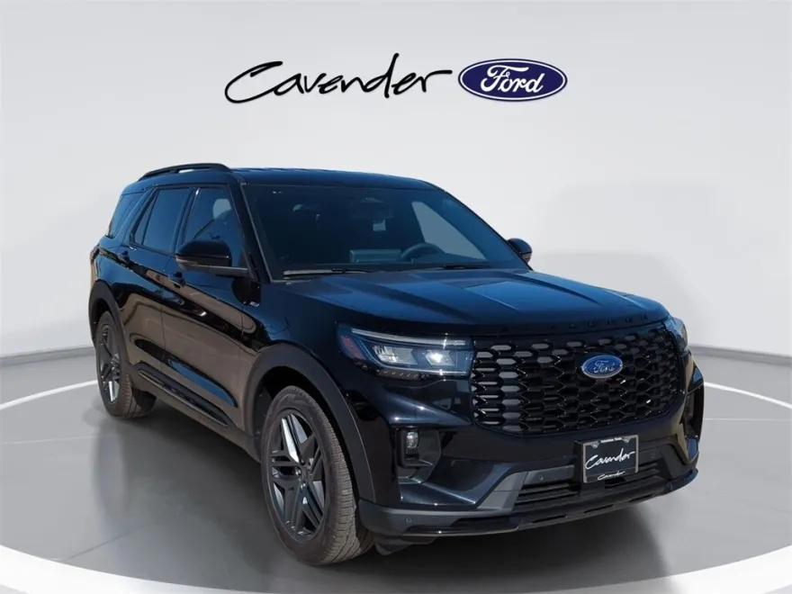 2025 Ford Explorer ST-Line photo 1