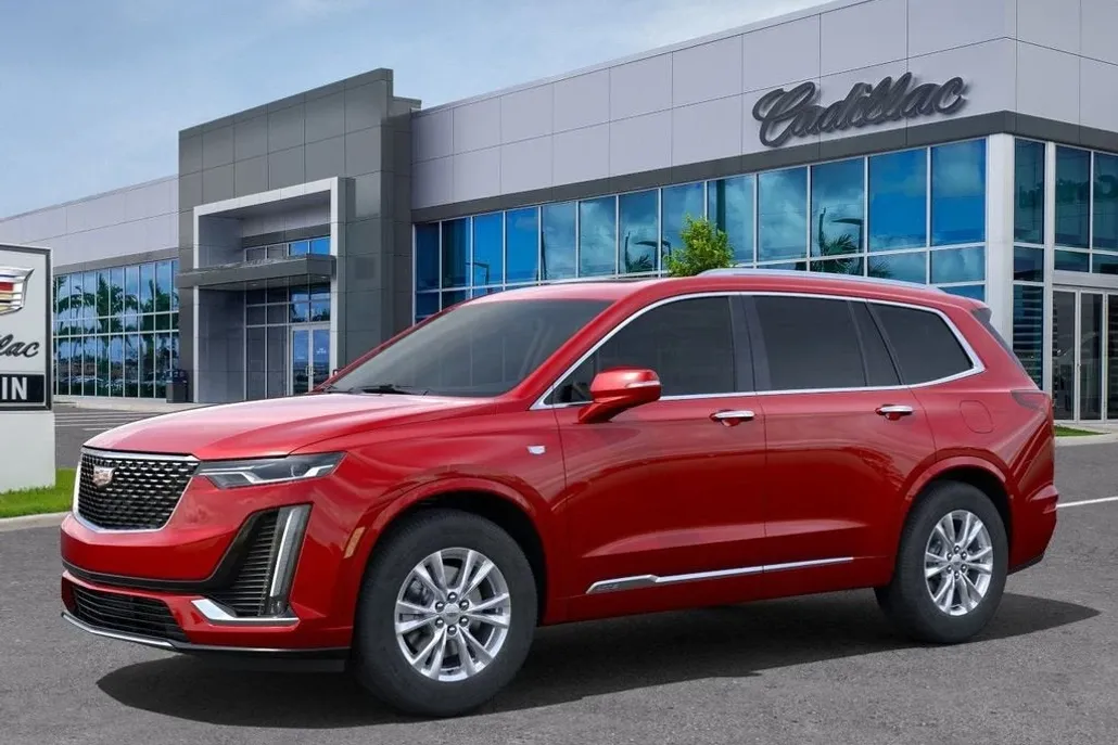 2025 Cadillac XT6 Luxury photo 1