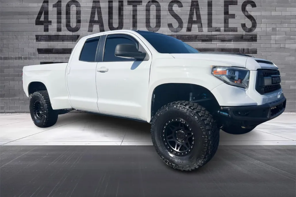 2015 Toyota Tundra SR5 Grade photo 1