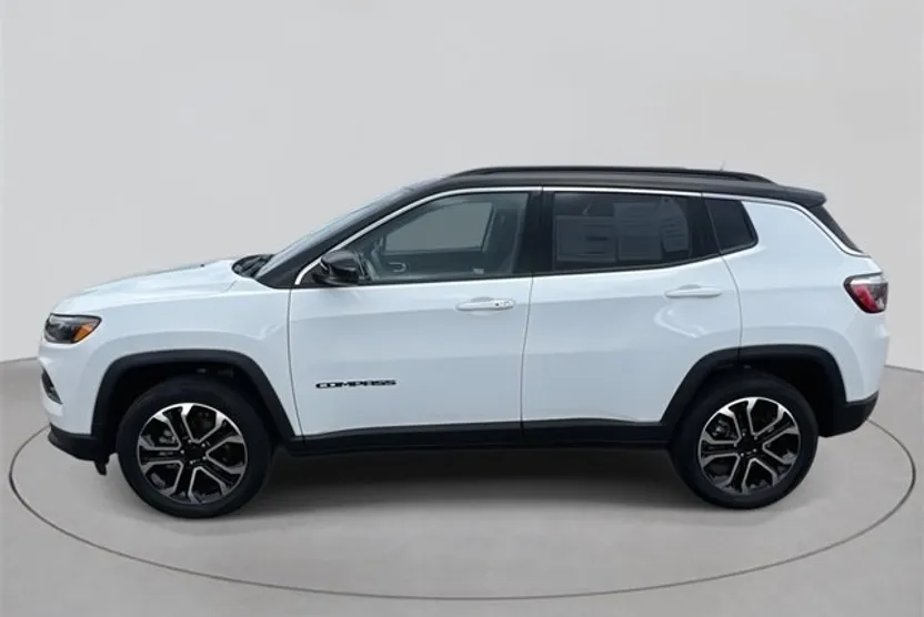 2022 Jeep Compass Limited photo 1