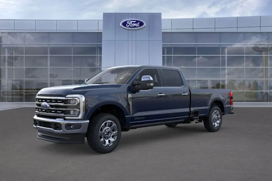 2025 Ford F-350 Lariat photo 1