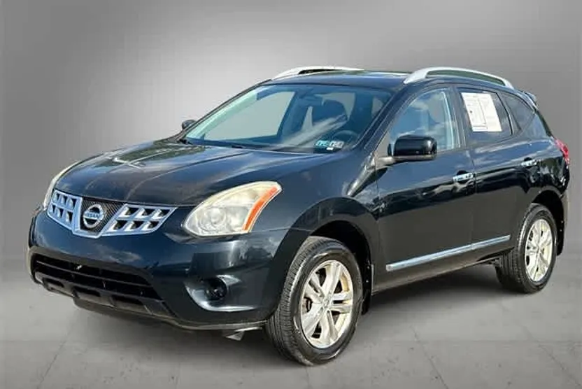 2012 Nissan Rogue SV AWD photo 1