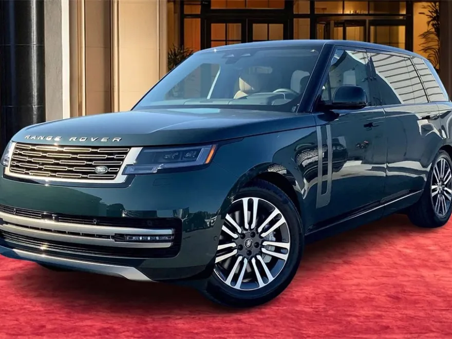 2025 Land Rover Range Rover SE photo 1
