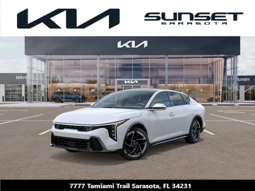 2025 Kia K4 GT-Line photo 1