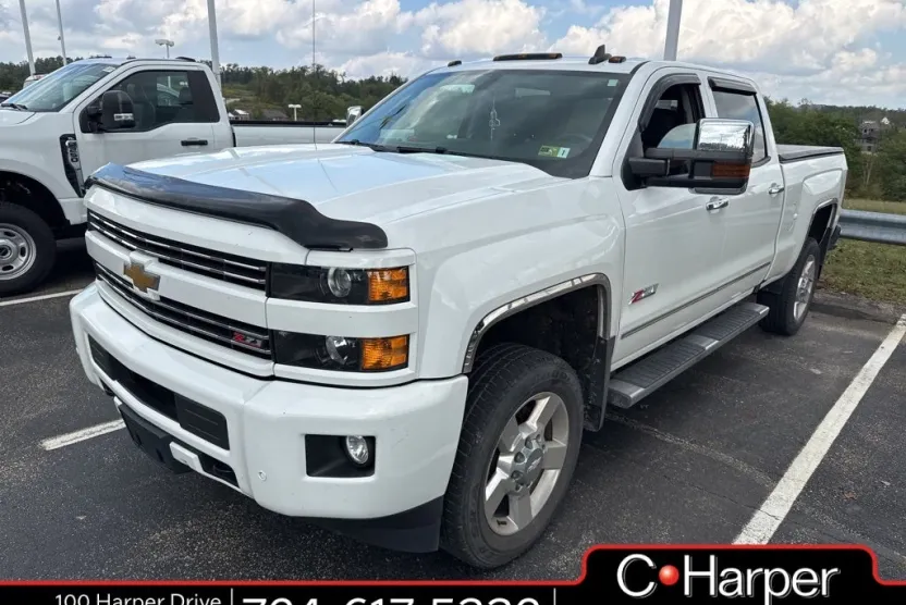 2019 Chevrolet Silverado 2500HD LT photo 1