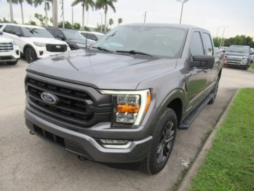 2023 Ford F-150 XLT photo 1