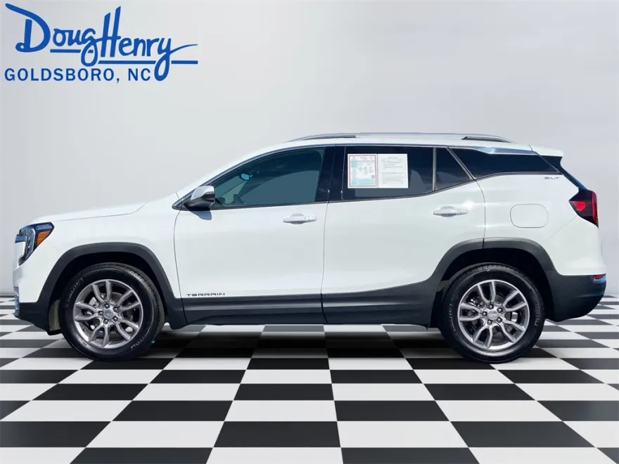 2024 Gmc Terrain SLT photo 1