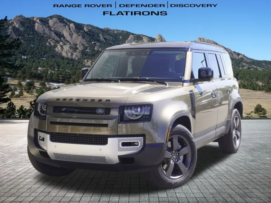 2025 Land Rover Defender 110 S photo 1
