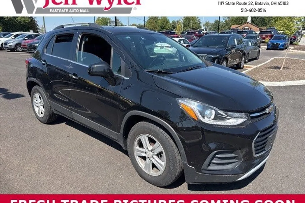 2020 Chevrolet Trax LT photo 1