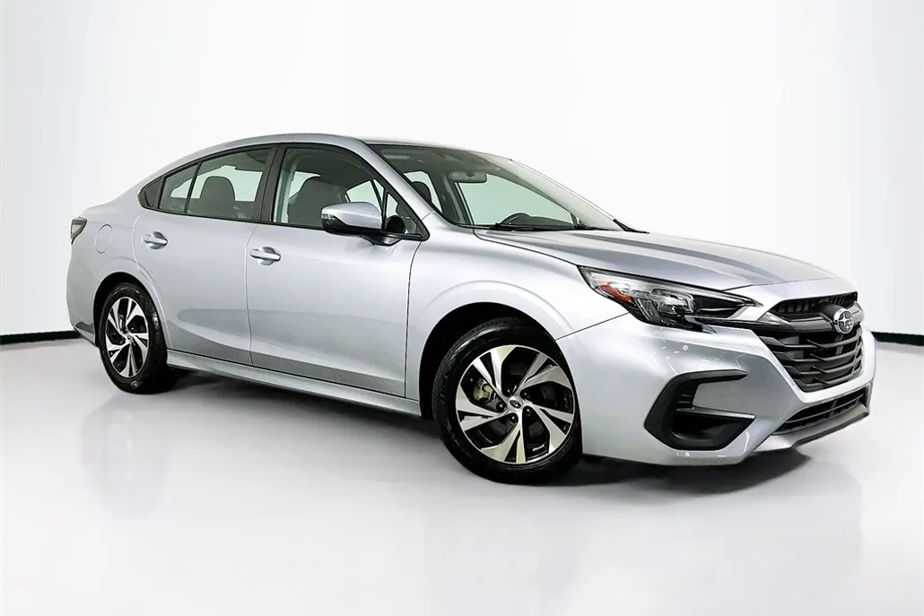 2023 Subaru Legacy Premium photo 1