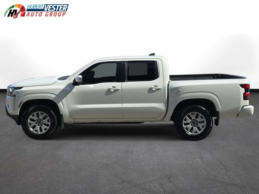 2024 Nissan Frontier SV photo 1