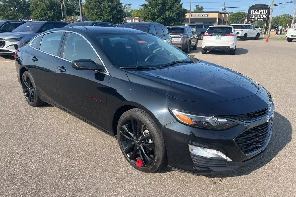 2020 Chevrolet Malibu 1LT photo 1