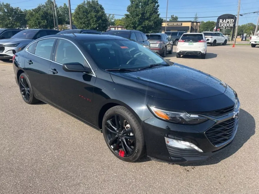 2020 Chevrolet Malibu 1LT photo 1
