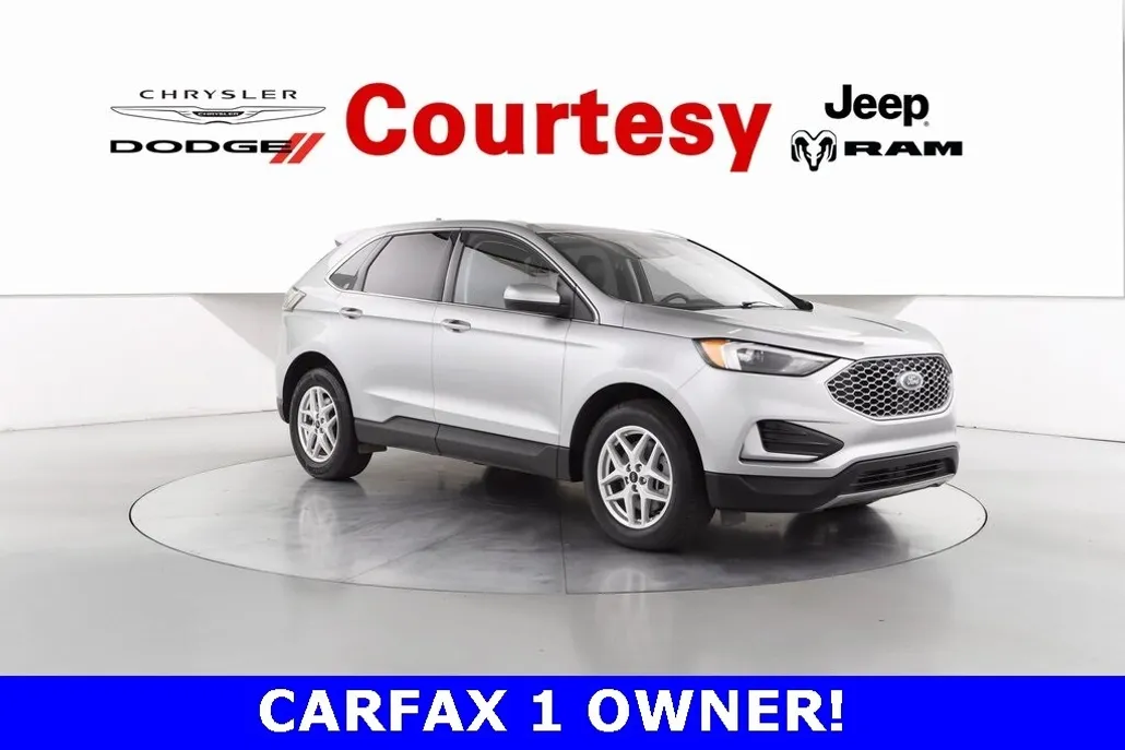 2024 Ford Edge SEL photo 1
