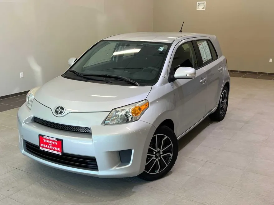 2009 Scion xD photo 1