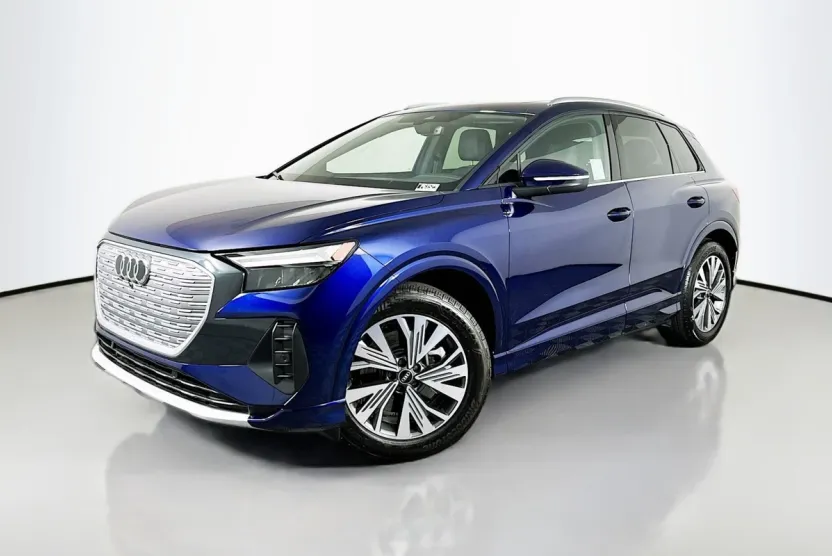 2023 Audi Q4 40 E-tron Premium photo 1