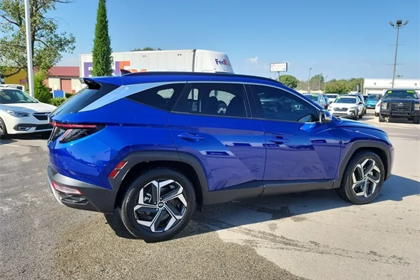 2024 Hyundai Tucson Limited photo 1