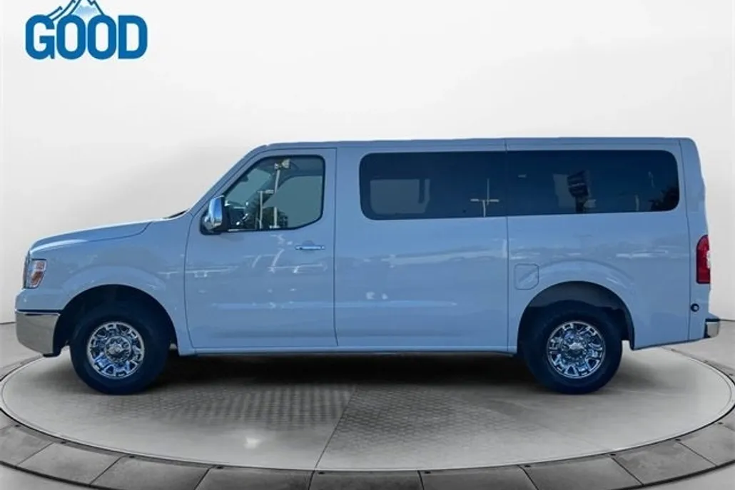 2020 Nissan NV3500 photo 1