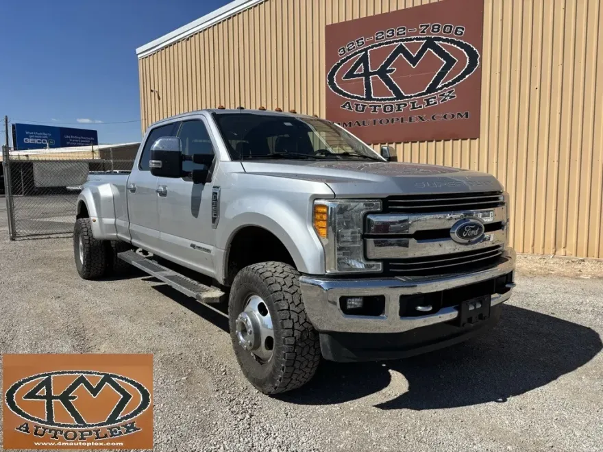 2017 Ford F-350 photo 1