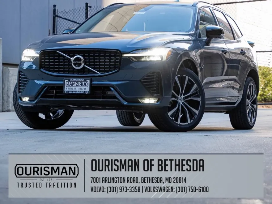 2025 Volvo XC60 B5 Plus photo 1
