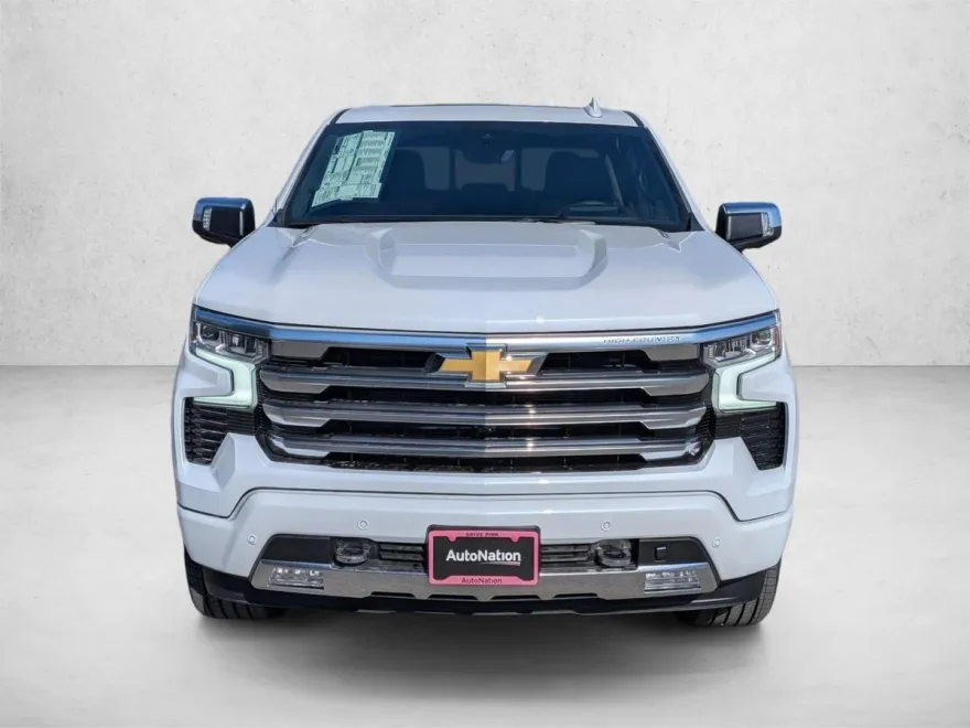 2026 Chevrolet Silverado 1500 High Country photo 1