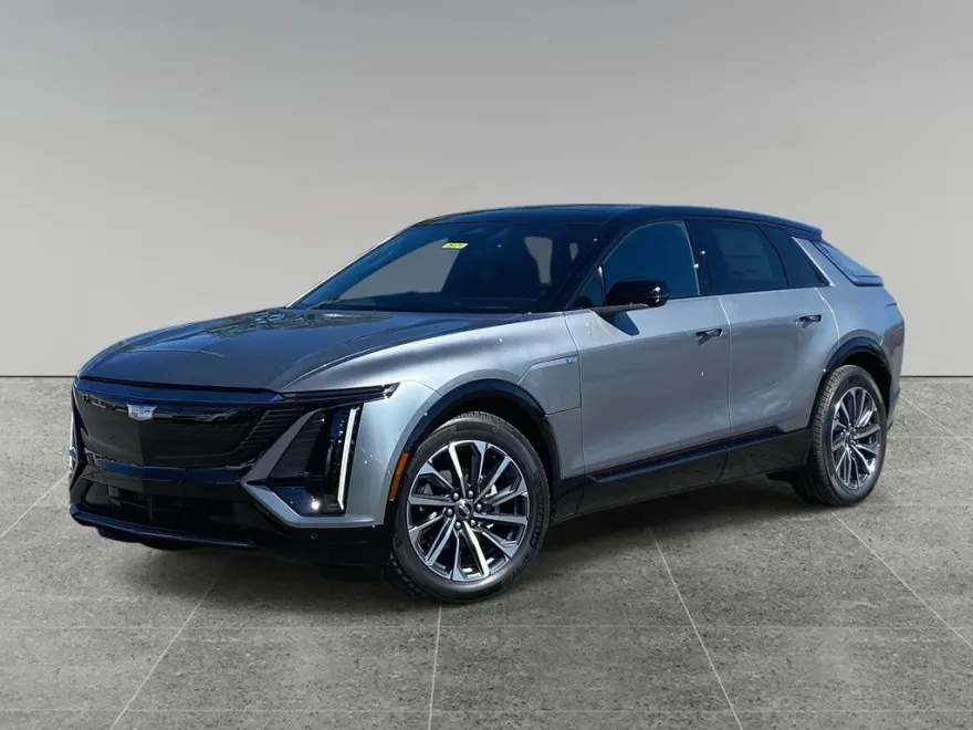 2025 Cadillac Lyriq Sport photo 1