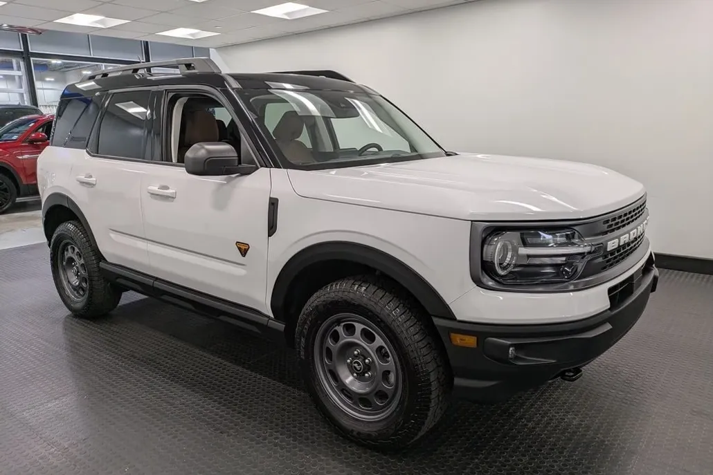 2024 Ford Bronco Sport Badlands photo 1