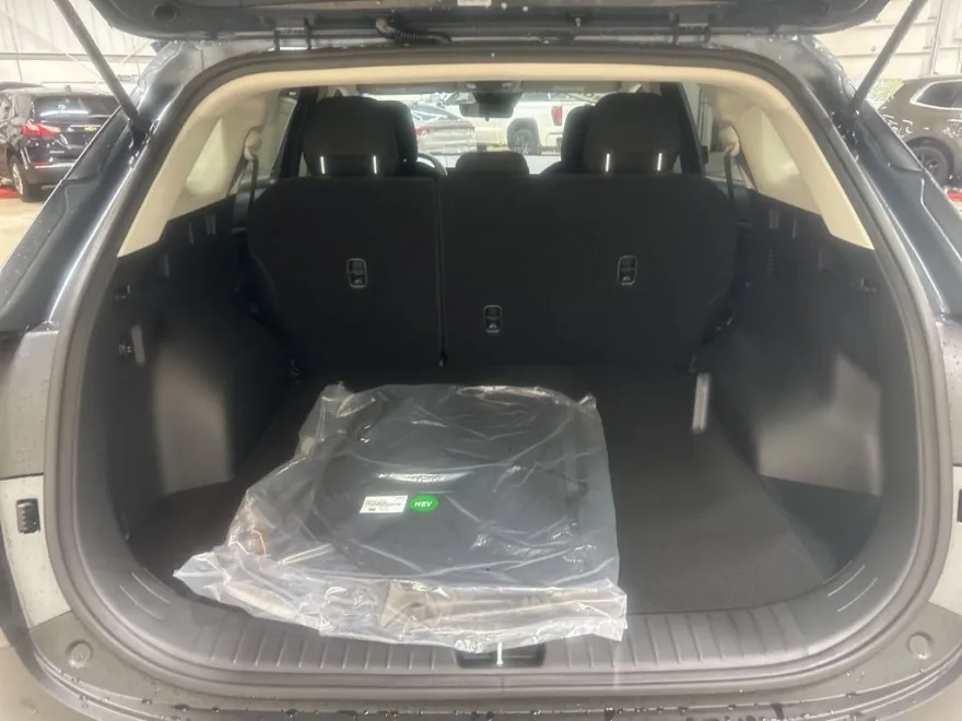 2026 Kia Sportage Hybrid LX photo 1