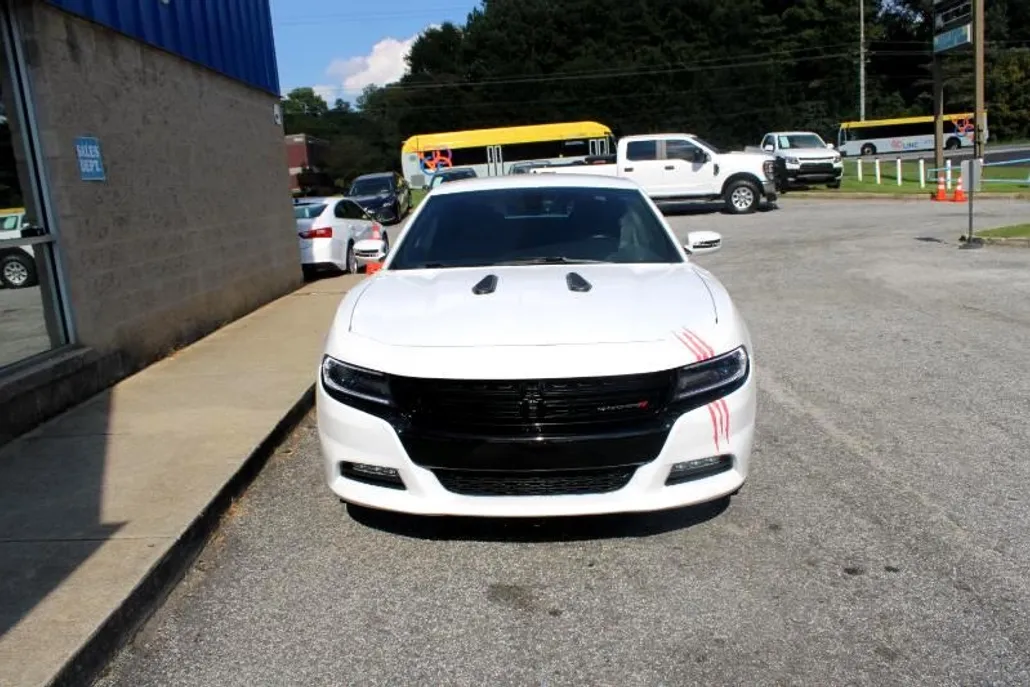 2015 Dodge Charger SXT photo 1
