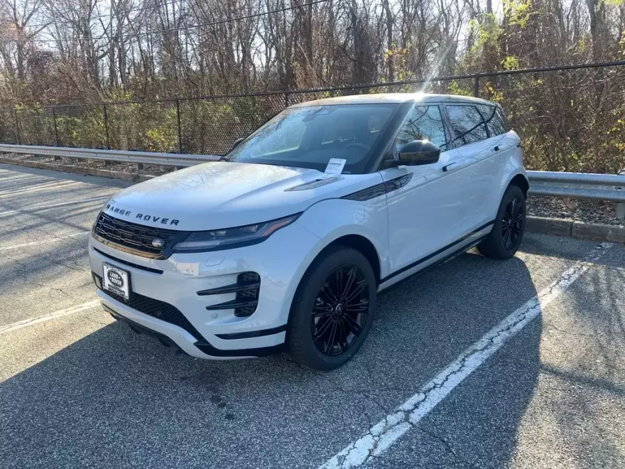 2025 Land Rover Range Rover Evoque Dynamic SE photo 1