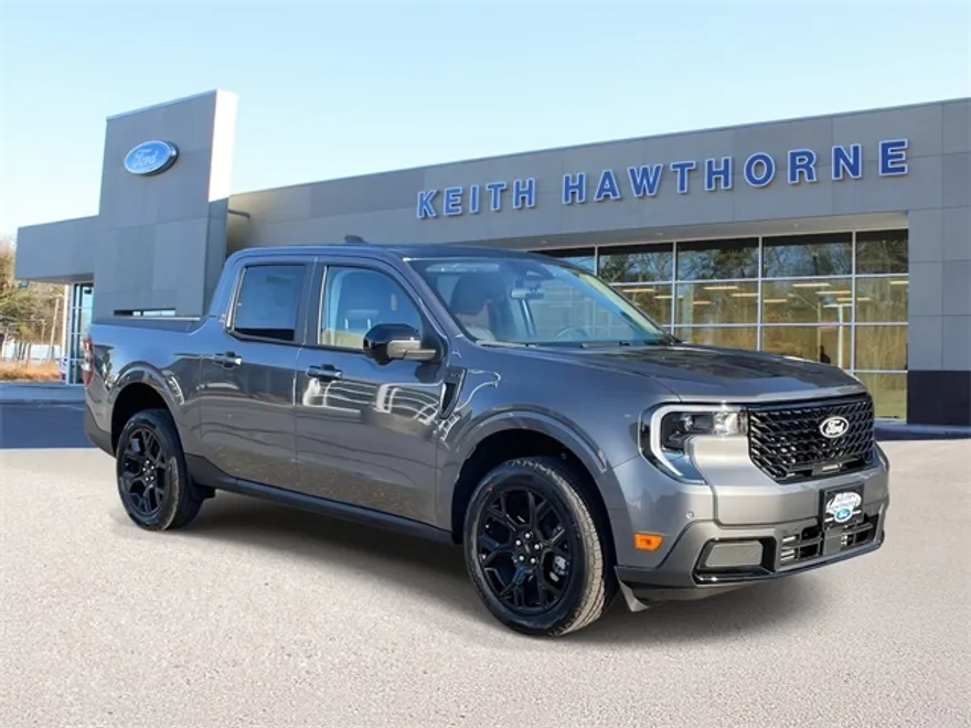 2025 Ford Maverick Lariat photo 1
