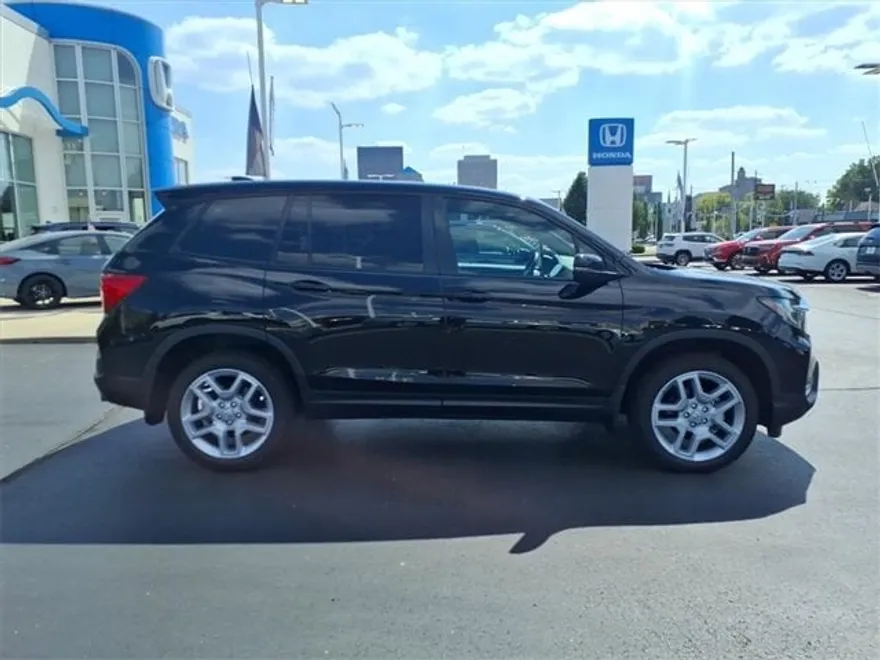 2025 Honda Passport EX-L photo 1