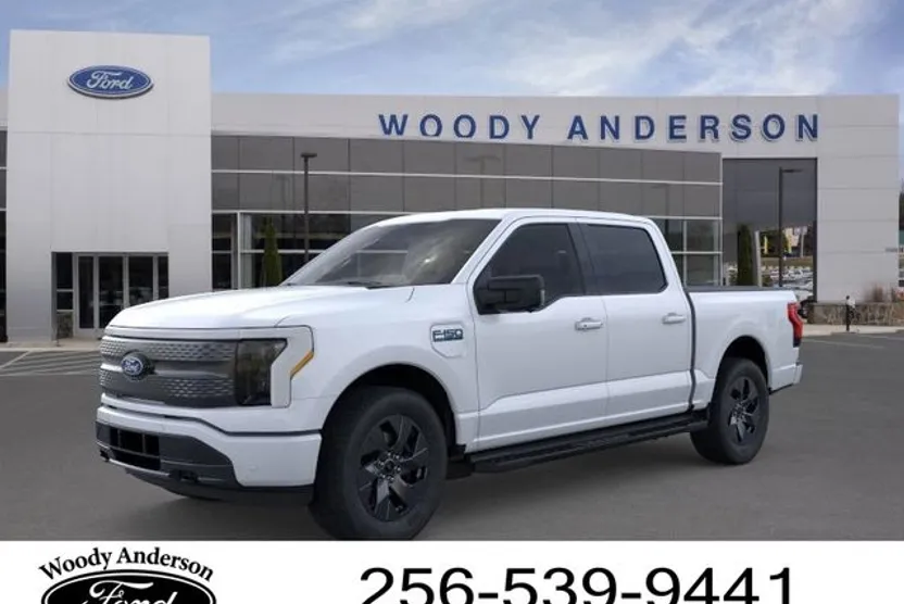 2025 Ford F-150 Lightning photo 1