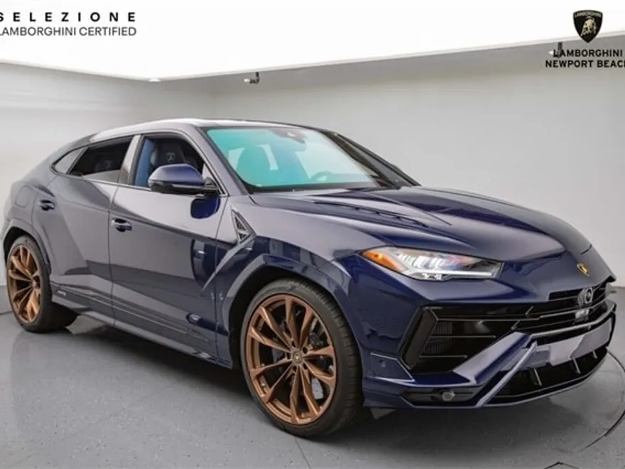 2024 Lamborghini Urus S photo 1